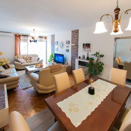 Apartment Mira Spalato Esterno foto